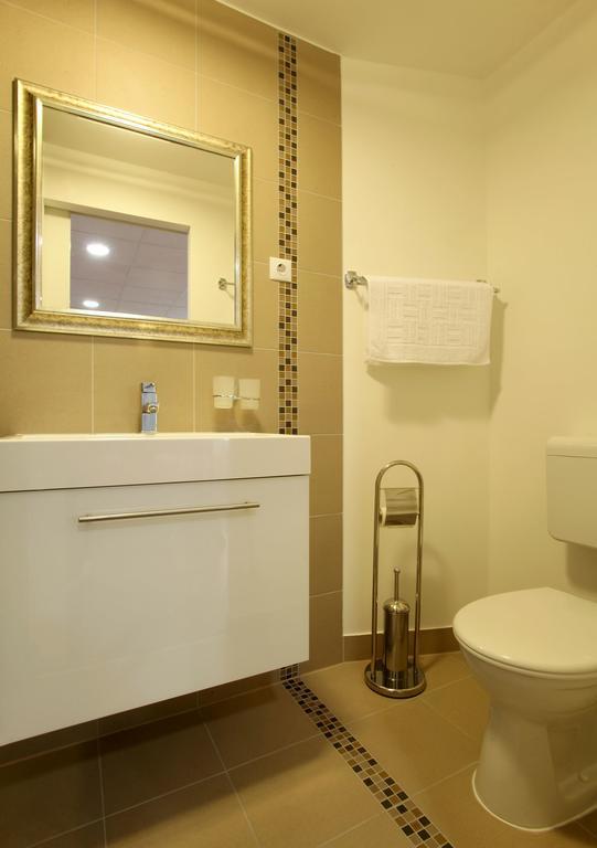 Sos Motel Hatvan Phòng bức ảnh